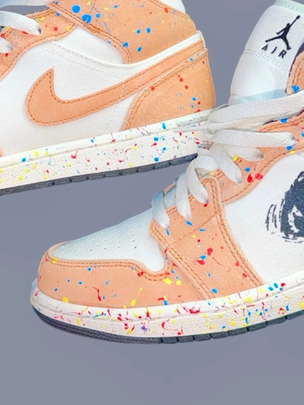 Air Jordan 1 Mid SE 'Brushstroke Paint Splatter' Men’s Size 8 Worn twice